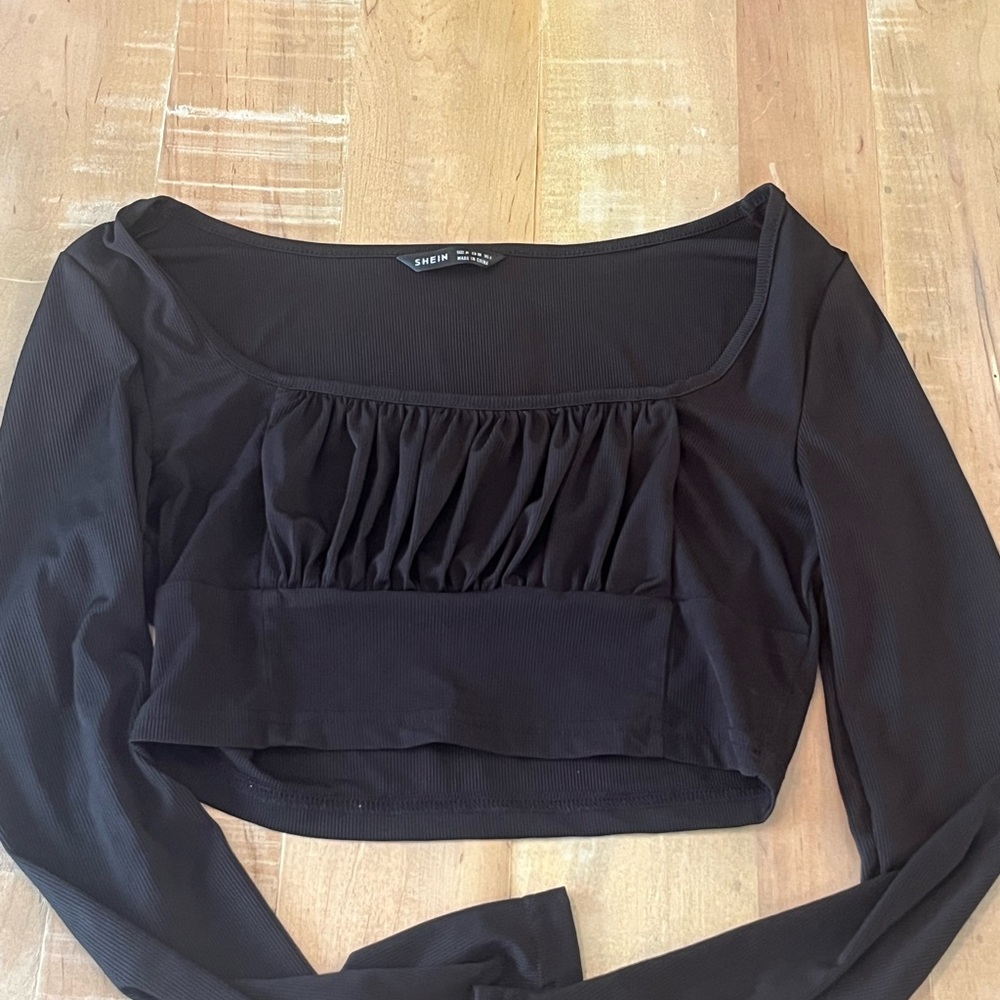 SHEIN Black Long-Sleeve Ruched Square-Neck Crop Top